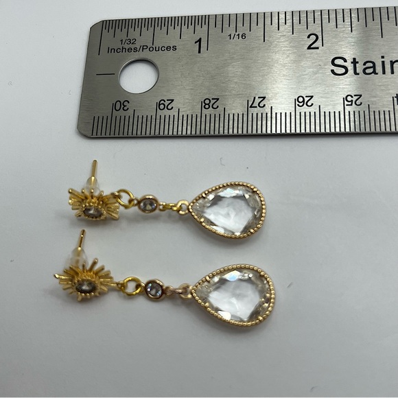 Gold Star Clear Glass Dangle Earrings - Picture 3 of 3